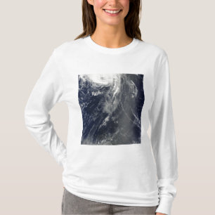T-shirt Duas tempestades poderosas medem o Oceano