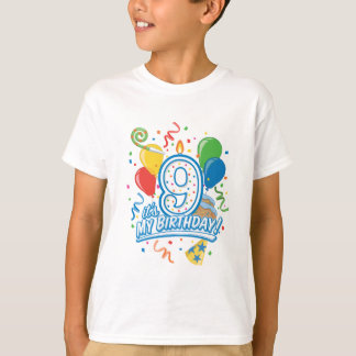 T-shirt É meu aniversário! Os nove anos o T de menino