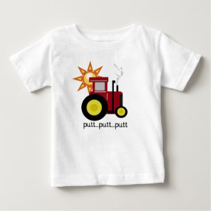 T-shirt e presentes vermelhos do trator de fazenda
