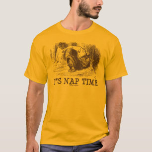 T-shirt É rei vermelho ressonando de sono País das