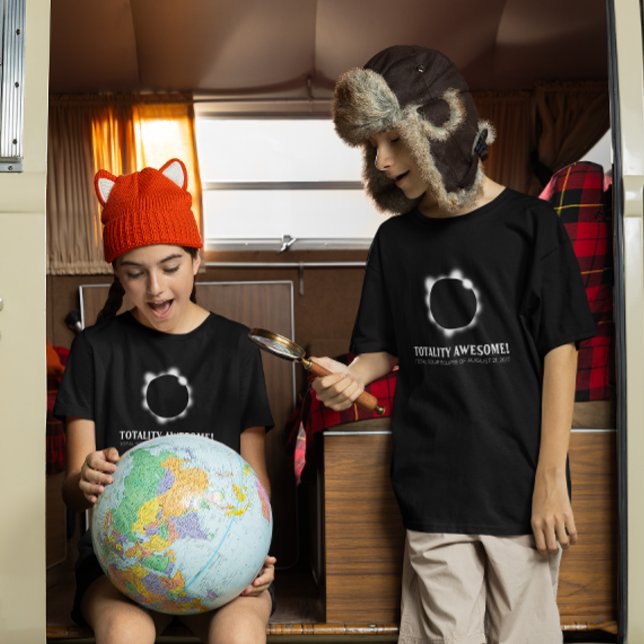 T-shirt Eclipse Solar Fantástico (Criador carregado)