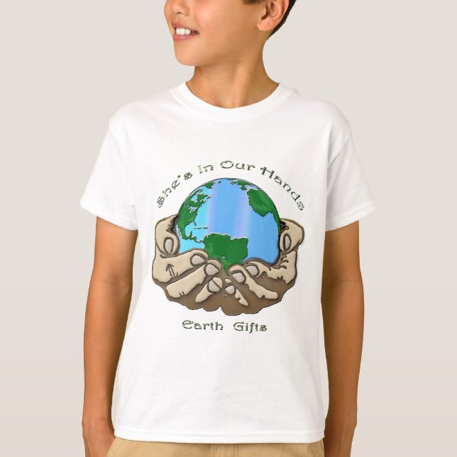 T-shirt ELA ESTÁ EM NOSSA Coleção DE MÃOS (Frente)