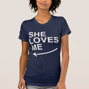 T-shirt Ela me ama (esquerda) -.png