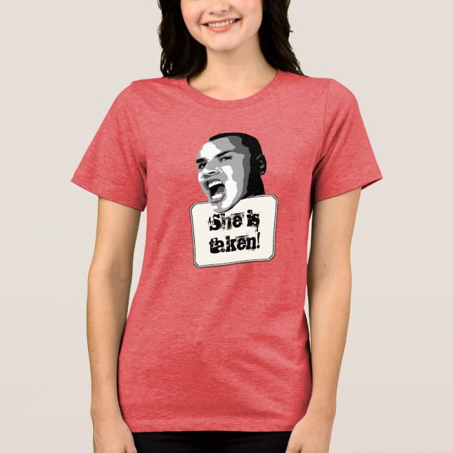 T-shirt Ela recebe um Texto Personalizado Engraçado (Frente)