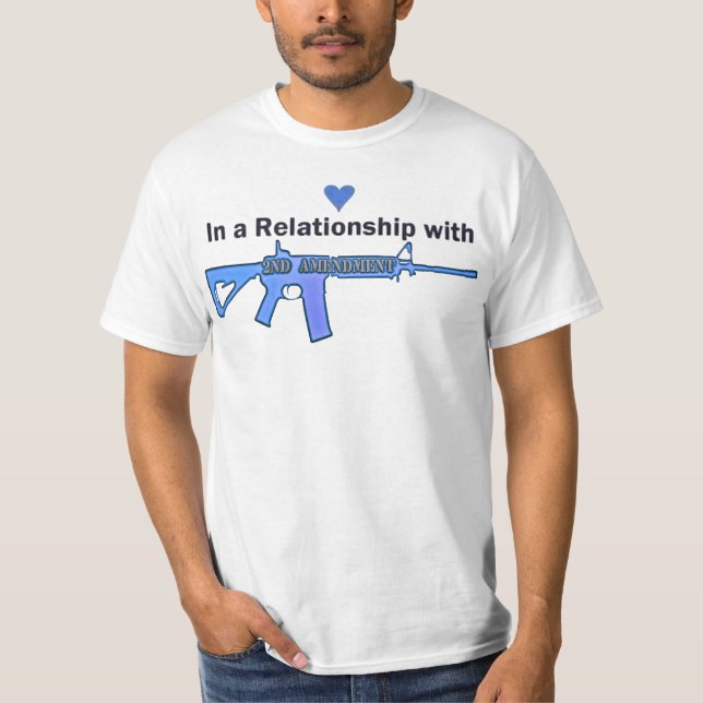 T-shirt Em um Relacionamento (Frente)