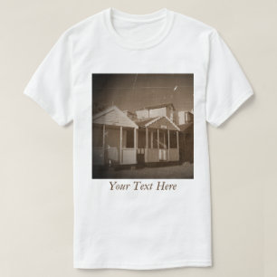 T-shirt Encalhe a foto inglesa do beira-mar do sepia dos
