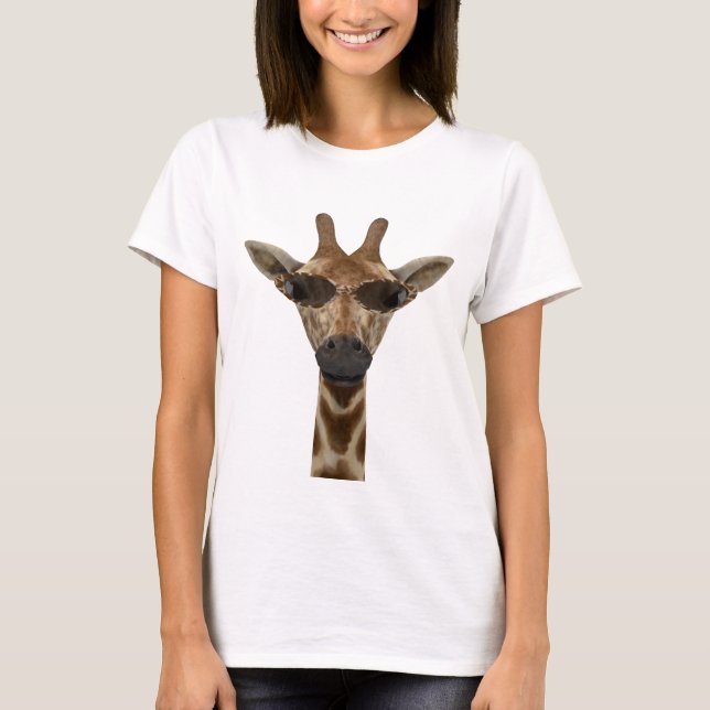 T-shirt Encantada Girafa Incognito Com Óculos De Sol Trend (Frente)
