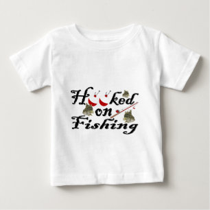 T-shirt enganchado na pesca