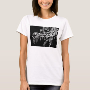T-shirt entre no inverno gelado