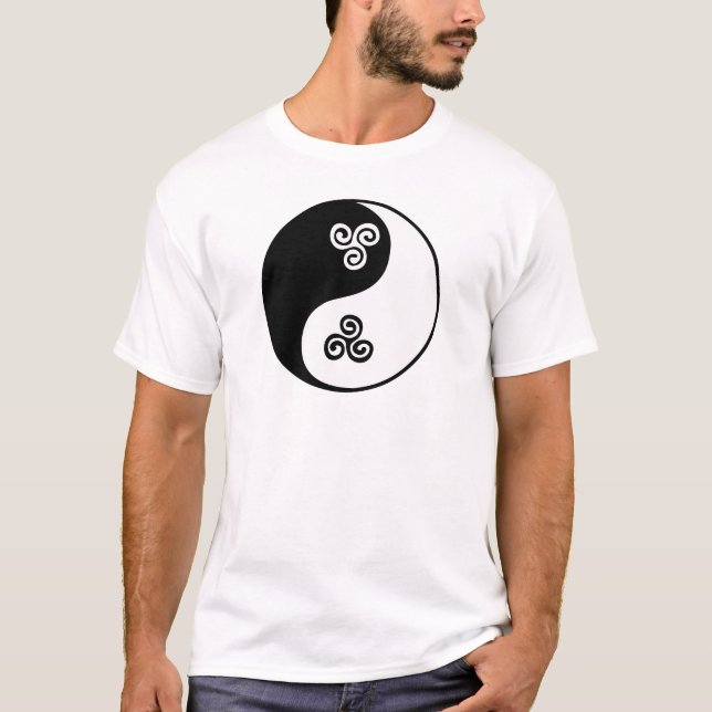 T-shirt Espiral celta de Yin Yang tri (Frente)