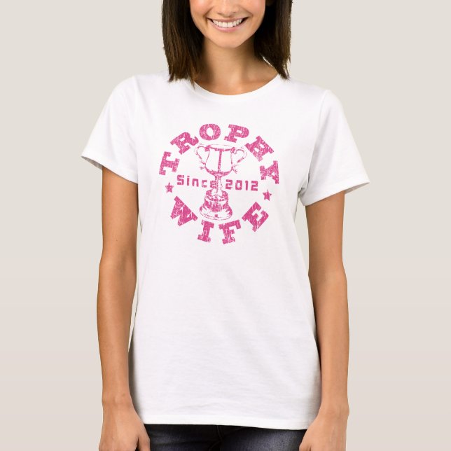 T-shirt Esposa Troféu 2012 Rosa (Frente)