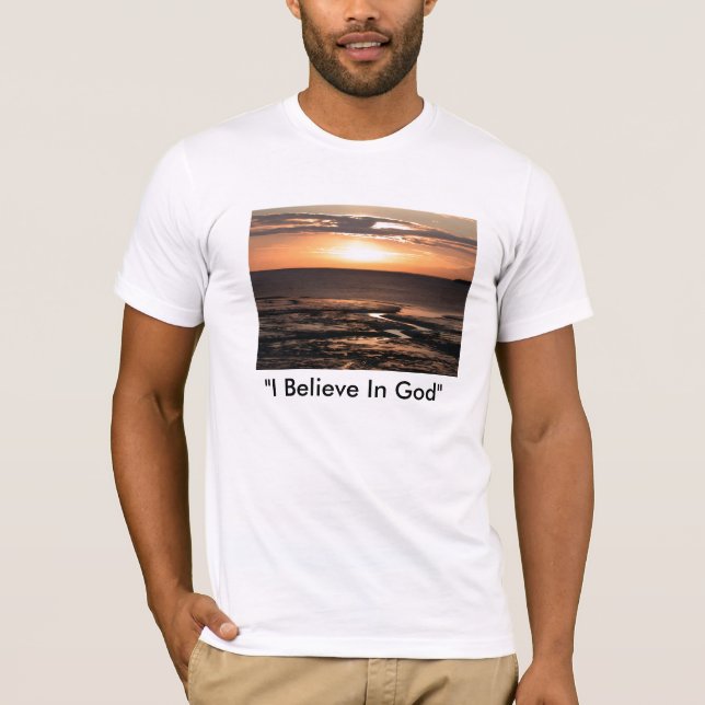 T-shirt "Eu acredito no deus " (Frente)