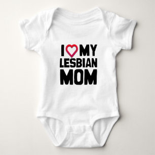 T-SHIRT EU AMO MINHA MÃE LÉSBICA