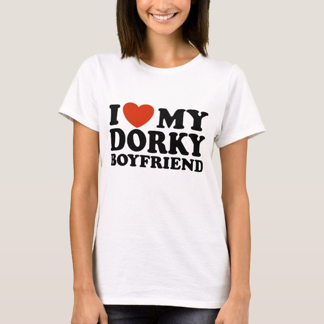 T-shirt Eu Amo Minha Namorado Dorky (Frente)