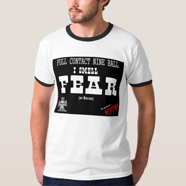 T-shirt Eu cheiro o medo (Frente)
