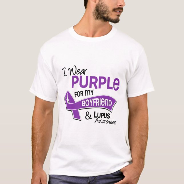 T-shirt Eu visto o roxo para meu lúpus do namorado 42 (Frente)