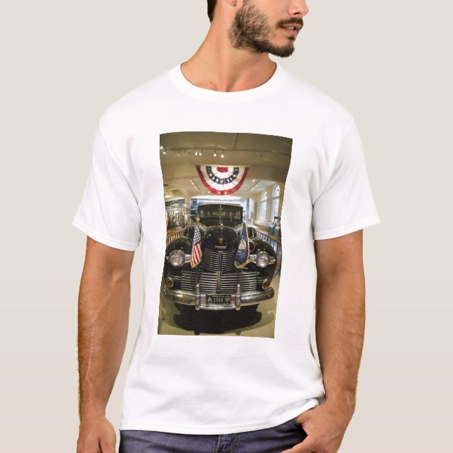 T-shirt EUA, Michigan, Dearborn: O Henry Ford Museum, (Frente)