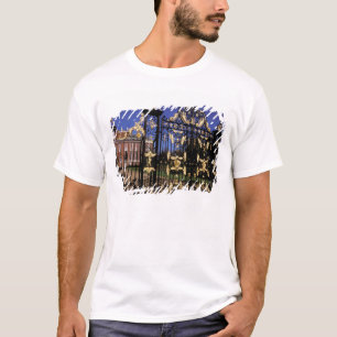T-shirt Europa, Inglaterra, Londres. Porta dourada fora de
