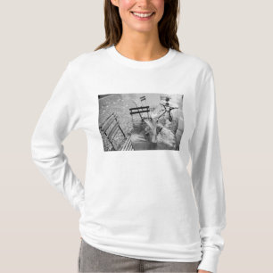 T-shirt Europa, Suíça, Lucerna. Mesa de café ao ar livre