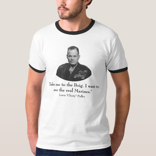 T-shirt Extrator "Chesty" de Lewis -- Herói da guerra (Frente)