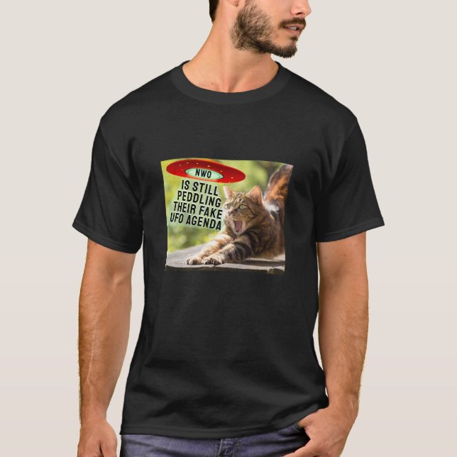 T-Shirt Falso UFO Agenda (escuro) (Frente)
