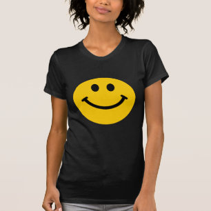 T-shirt feliz amarelo do preto da cara