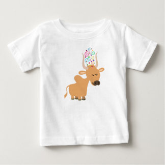 T-shirt feliz bonito do bebê da vaca do Brahman