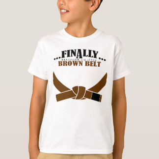 T-shirt Finalmente Um Cinturão BJJ Brown!!!