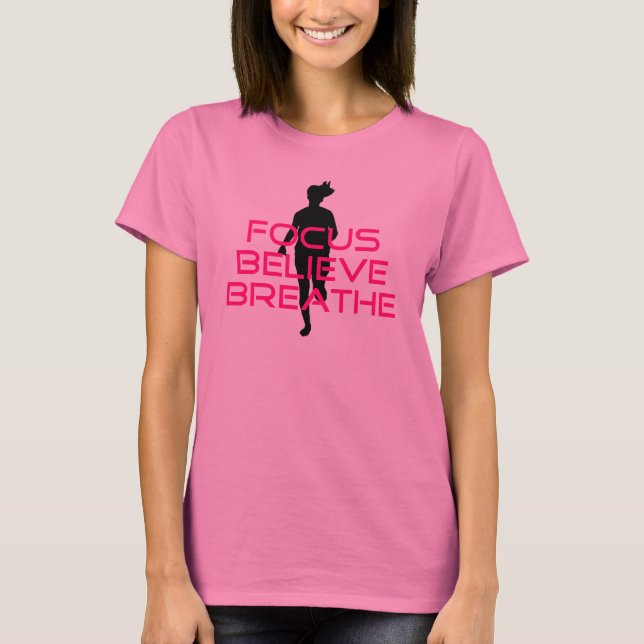 T-shirt Foco Rosa Acredite em Breathe (Frente)