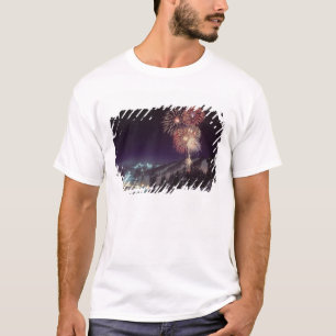 T-shirt Fogos de artifício no Big Mountain Resort em White