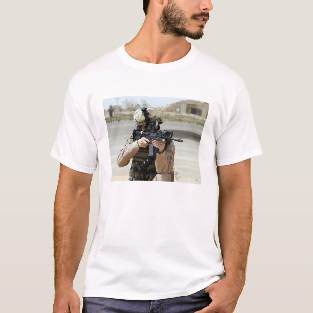 T-shirt Força Aérea dos EUA conduz a segurança (Frente)