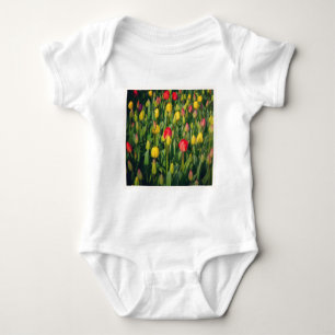 T-shirt Foto Quadrada - Tulipas Coloridas
