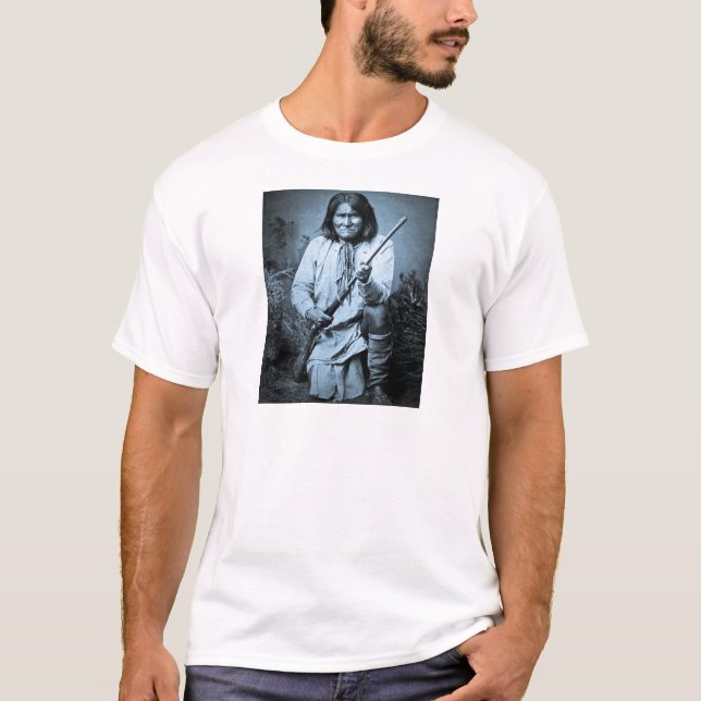 T-shirt Geronimo com rifle 1886 (Frente)