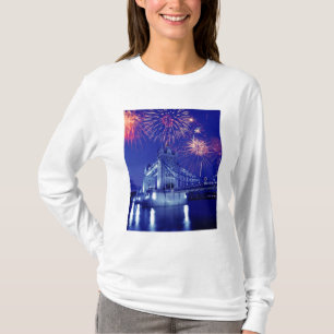 T-shirt Grã-Bretanha, Londres. Fogos de artifício sobre a