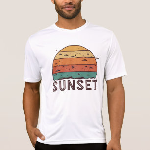 T-Shirt Gráfico de Horizonte Sunset Retroativo