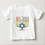 T-shirt Hanukkah Rainbow Candles Dourados Menorah<br><div class="desc">Você está vendo The Lee Hiller Designs Collection of Home and Office Decor,  Roupa,  Gifts and Coleções. As Designs incluem Lee Hiller Photoographic e Mixed Media Digital Art Collection. Você pode ver sua fotografia da Nature em http://HikeOurPlanet.com/ e seguir seu blog de caminhada no Hot Primavera National Park.</div>