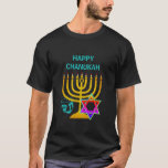 T-Shirt HELY CHANUKAH<br><div class="desc">Camiseta elegante,  na moda HANUKKAH,  projetada com uma falsa menorah dourada,  estrela colorida de David e sonho prateado mais GREETING PERSONALIZÁVEL,  para que você possa criar sua própria saudação. Ideal para a estação de Hanukkah. Escolha entre uma ampla seção de roupas e presentes de Chanucá,  desenhados por Designs Bereanos.</div>