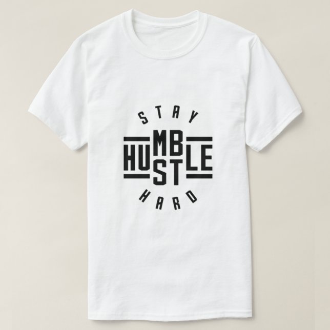 T-shirt humilde do duro da convicção da estada (Frente do Design)