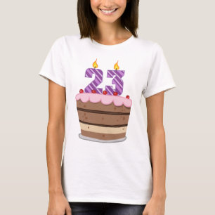 T-shirt Idade 23 no bolo de aniversário