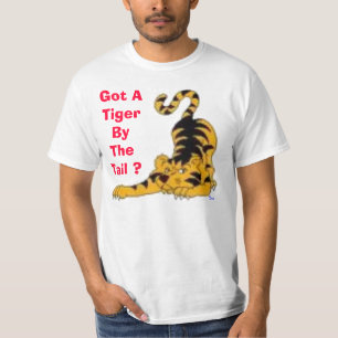 T-shirt imagens, obtidas um tigre pela cauda? , Laura