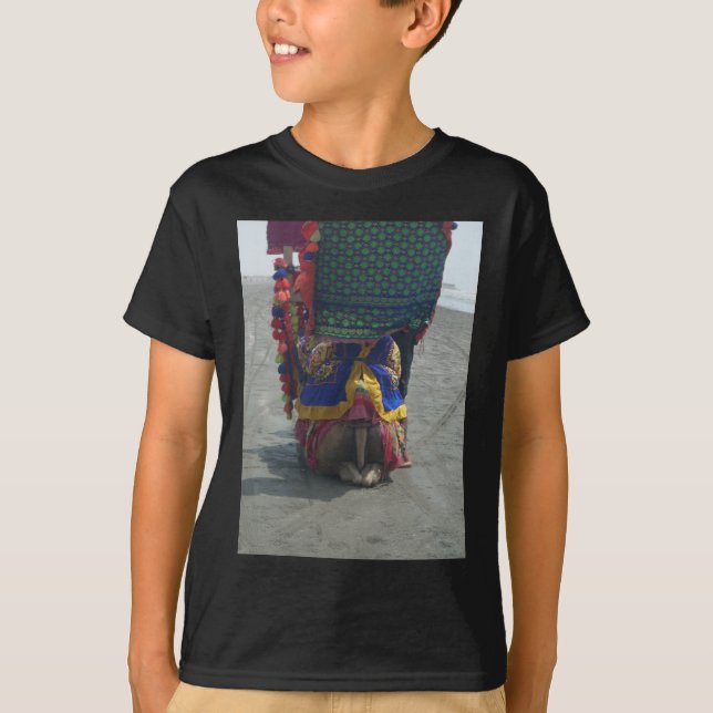 T-shirt Impressão/Gráfico Whimsical Camel Art (Frente)