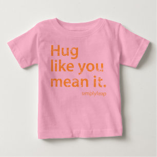 T-shirt infantil do abraço