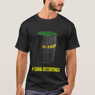T-shirt intitulado