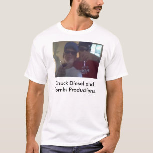 T-shirt intitulado