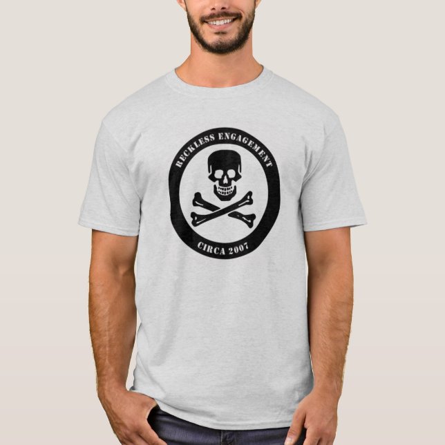 T-shirt intitulado (Frente)