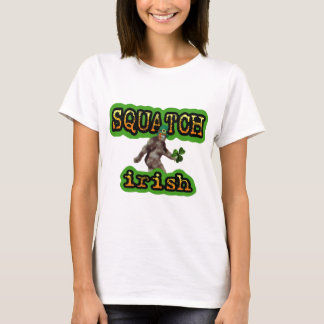 T-shirt irlandês do squatch