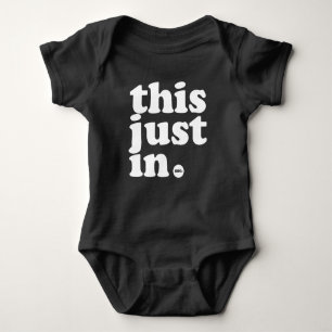 T-shirt isto apenas no bodysuit do aniversário (do