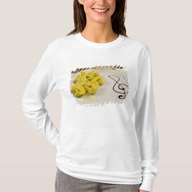 T-shirt Itália, Cento. Um prato de queijo tortellini (Frente)