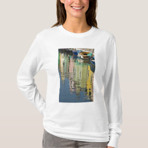 T-shirt Itália, Veneza, Burano. Casas multicoloridas ao lo