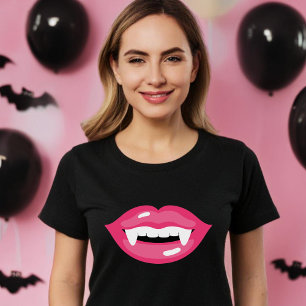T-shirt Lábios De Vampiro Rosa Sorridentes Com Presas